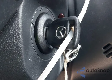 2007 Mazda Mazda3 I из США, поврежденный, VIN JM1BK32F671706500